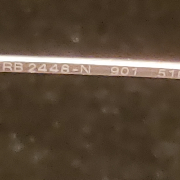 Ray-Ban Sunglasses - Picture 4 of 5